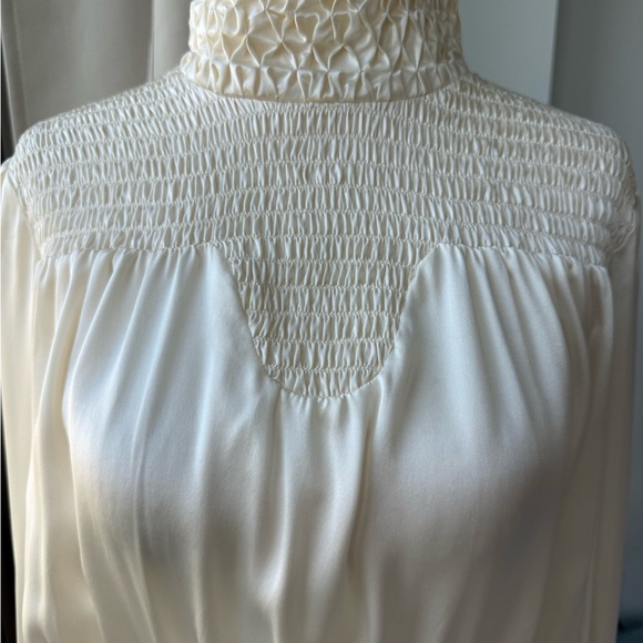 Frame Elegant Silk Cream Smocked Blouse - Picture 2 of 13